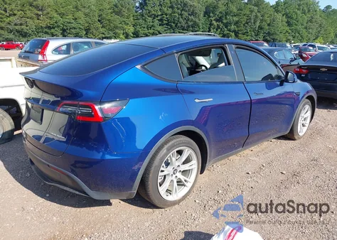 2020 Tesla Model Y Long Range Dual Motor All-Wheel Drive z USA, uszkodzony, nr VIN 5YJYGDEE5LF046424